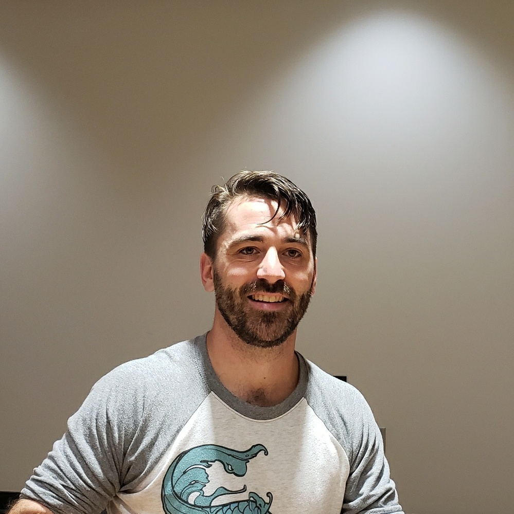 Meet your Posher, Aaron